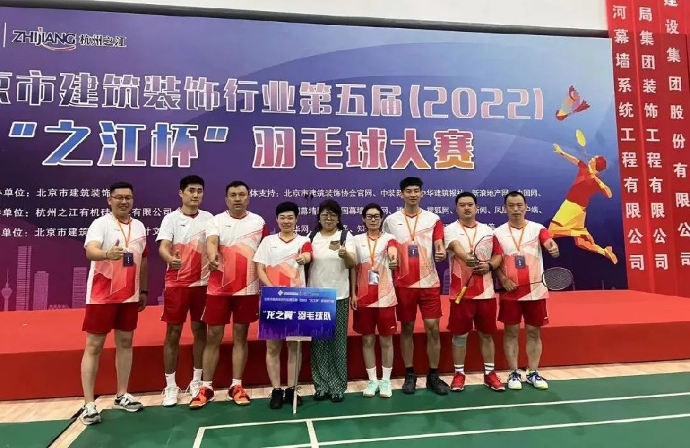 我們?cè)诔砷L(zhǎng)，我們?cè)谶M(jìn)步......
